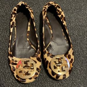 Tory Burch leather animal print Size 9